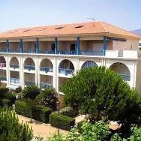 Le Lavandou, 2 Pieces, 5 Personnes - Fr-1-251-686 Apartment *