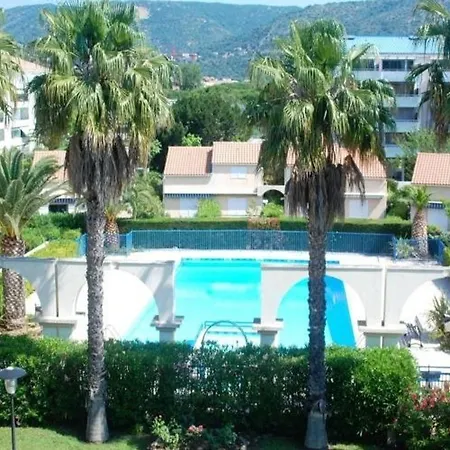 Le Lavandou, 2 Pieces, 5 Personnes - Fr-1-251-686